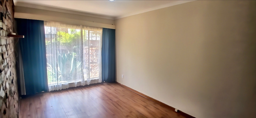 2 Bedroom Property for Sale in Pellissier Free State